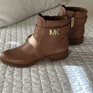 Brand new Michael Kors MK Ankle Boots women’s size 5.5 youths size 3.5